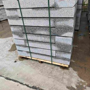 南京芙蓉白路牙石，马路牙子