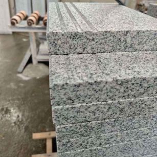 南京芝麻白楼梯踏步