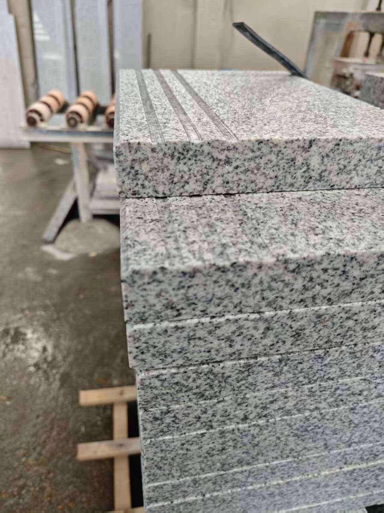 南京芝麻白楼梯踏步